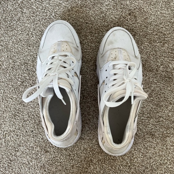 Nike Huarache - Picture 4 of 5